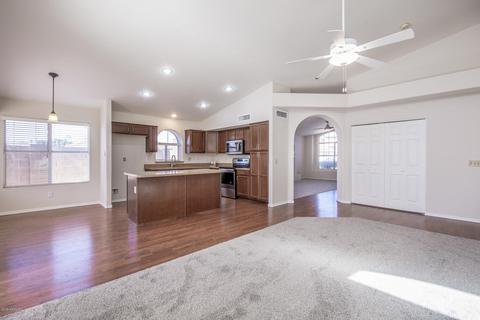 749 W Hackamore St, Gilbert, AZ 85233 photo 8
