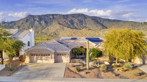 922 E Desert Flower Ln, Phoenix, AZ 85048 photo 4