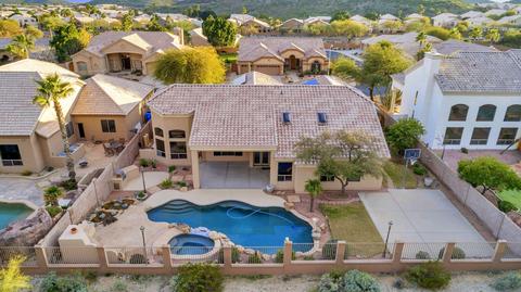 922 E Desert Flower Ln, Phoenix, AZ 85048 photo 1