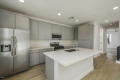 4339 N 27th Pl, Phoenix, AZ 85016 photo 8