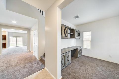 2691 E Gillcrest Rd, Gilbert, AZ 85298 photo 2