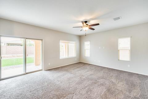2691 E Gillcrest Rd, Gilbert, AZ 85298 photo 4