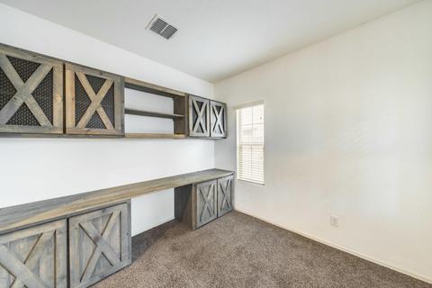 2691 E Gillcrest Rd, Gilbert, AZ 85298 photo 9