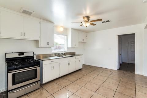 1743 E Pleasant Ln, Phoenix, AZ 85042 photo 6
