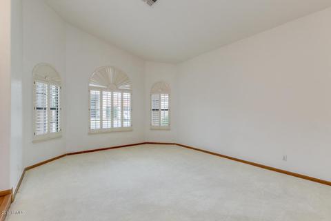 1020 W Iris Dr, Gilbert, AZ 85233 photo 6