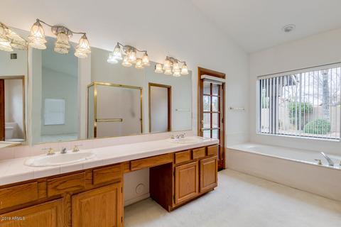 1020 W Iris Dr, Gilbert, AZ 85233 photo 30