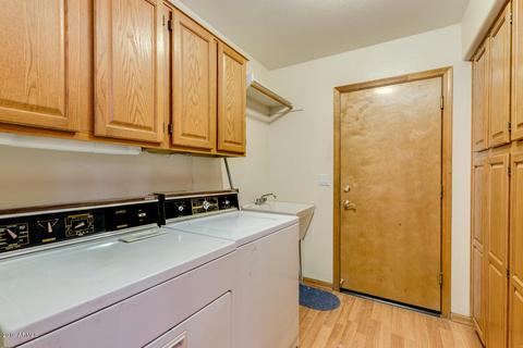 1020 W Iris Dr, Gilbert, AZ 85233 photo 35