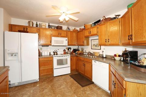 3141 E Taro Ln, Phoenix, AZ 85050 photo 8