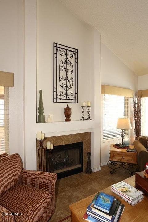 3141 E Taro Ln, Phoenix, AZ 85050 photo 5