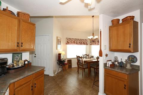 3141 E Taro Ln, Phoenix, AZ 85050 photo 7