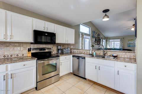 3289 E Wildhorse Dr, Gilbert, AZ 85297 photo 6