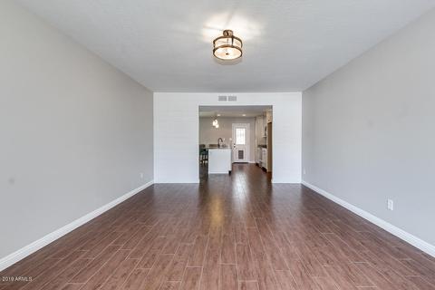 1313 E Campus Dr, Tempe, AZ 85282 photo 4
