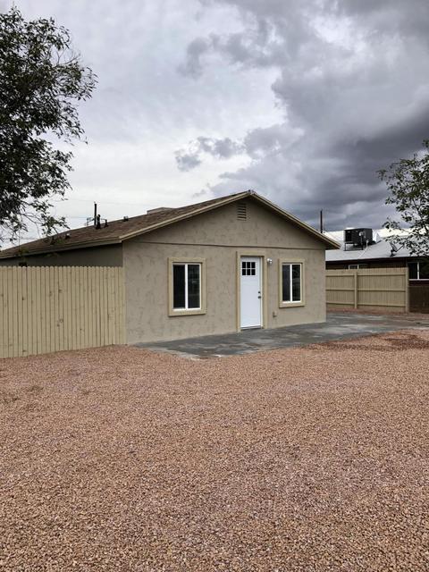 2810 E Chipman Rd, Phoenix, AZ 85040 photo 2