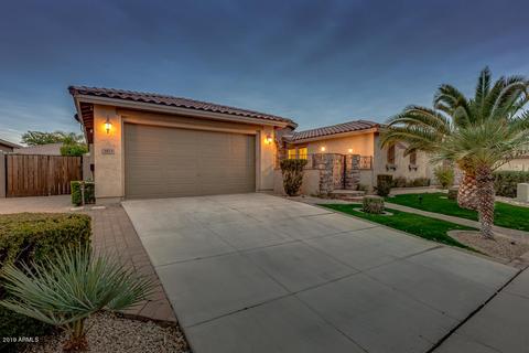 3421 E Virgil Dr, Gilbert, AZ 85298 photo 2