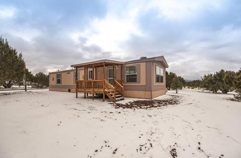 408 E Greenbriar Dr, Williams, AZ 86046 photo 1