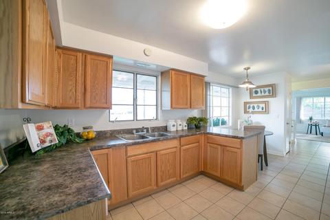 3907 E Oak St, Phoenix, AZ 85008 photo 3