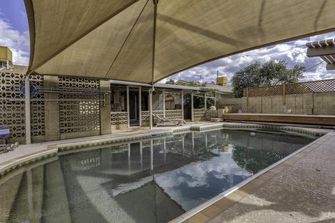 5752 N 42nd Ave, Phoenix, AZ 85019 photo 1