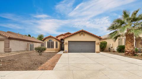 445 E Cantebria Dr, Gilbert, AZ 85296 photo 2