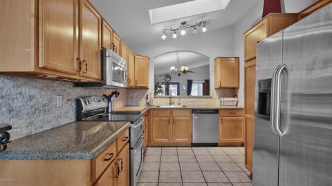 445 E Cantebria Dr, Gilbert, AZ 85296 photo 10