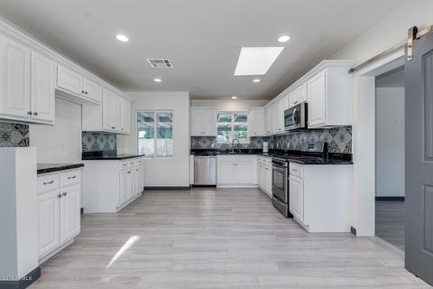 4501 N 18th Dr, Phoenix, AZ 85015 photo 8