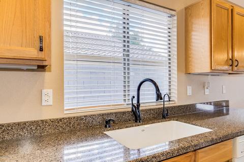2263 E Amber Ln, Gilbert, AZ 85296 photo 4