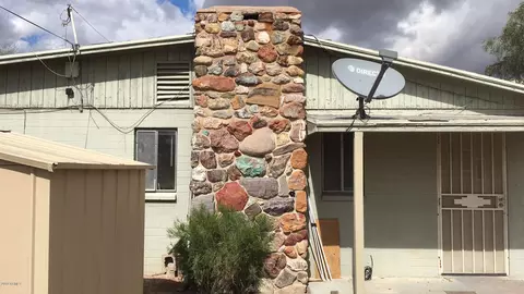250 S Grand Dr, Apache Junction, AZ 85120 photo 10