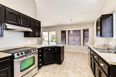 3825 E Crescent Cir, Mesa, AZ 85206 photo 3