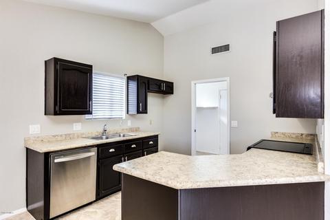 3825 E Crescent Cir, Mesa, AZ 85206 photo 4
