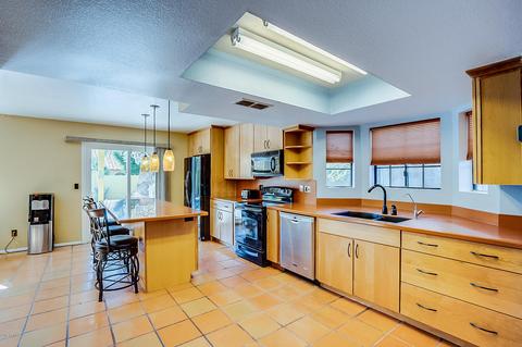 1239 E Michelle Dr, Phoenix, AZ 85022 photo 11