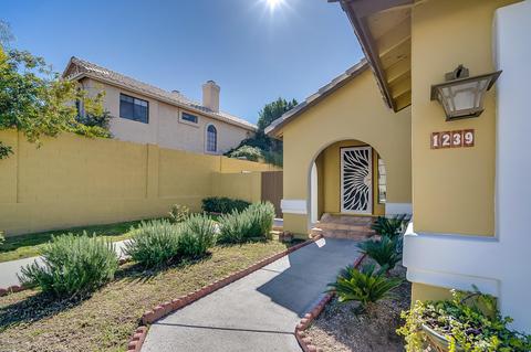 1239 E Michelle Dr, Phoenix, AZ 85022 photo 5