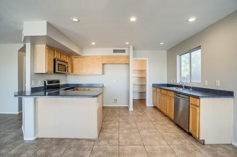 10514 E Olla Ave, Mesa, AZ 85212 photo 2