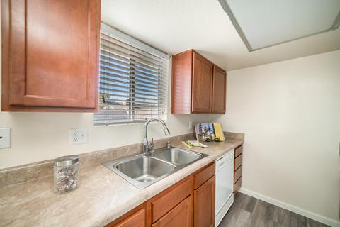 239 W Utopia Rd, Phoenix, AZ 85027 photo 9