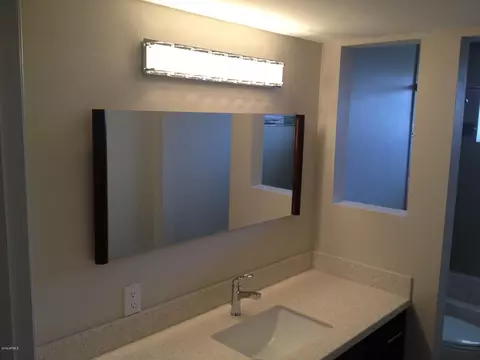 4355 N 36th Pl, Phoenix, AZ 85018 photo 9