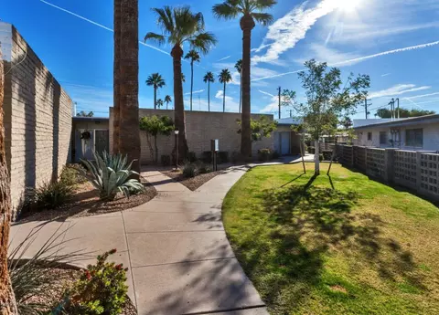 4355 N 36th Pl, Phoenix, AZ 85018 photo 4