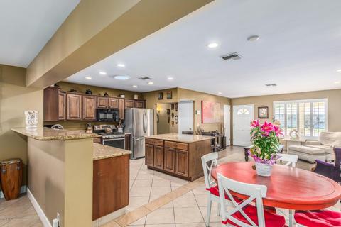 4654 E Cypress St, Phoenix, AZ 85008 photo 10