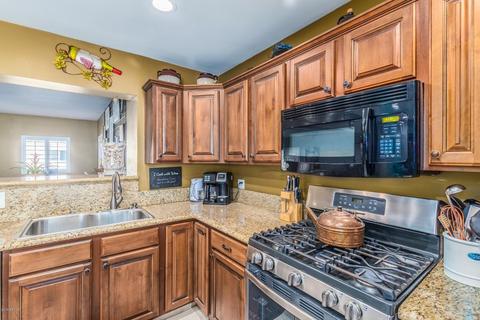 4654 E Cypress St, Phoenix, AZ 85008 photo 9