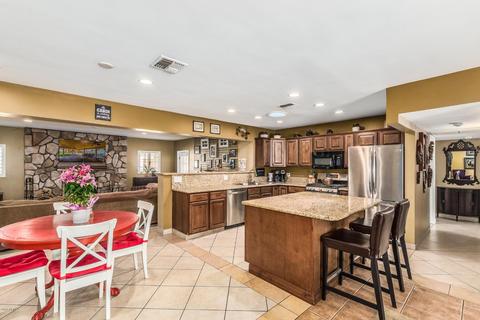 4654 E Cypress St, Phoenix, AZ 85008 photo 6
