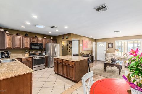 4654 E Cypress St, Phoenix, AZ 85008 photo 8