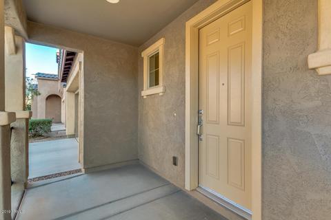 3239 E Meadowview Dr, Gilbert, AZ 85298 photo 4