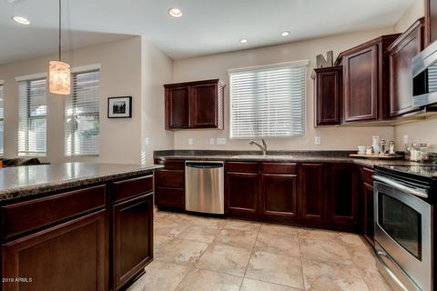 3239 E Meadowview Dr, Gilbert, AZ 85298 photo 11