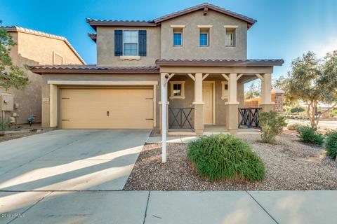 3239 E Meadowview Dr, Gilbert, AZ 85298 photo 1