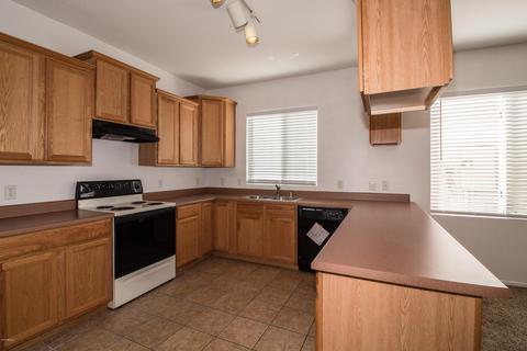 7002 S 41st Dr, Phoenix, AZ 85041 photo 12
