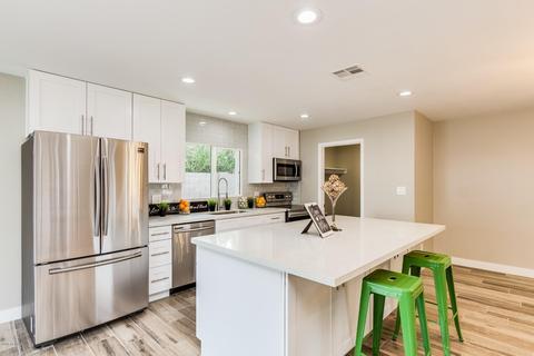 1406 E Laguna Dr, Tempe, AZ 85282 photo 2