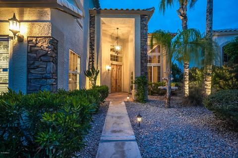 1236 W Edgewater Dr, Gilbert, AZ 85233 photo 2