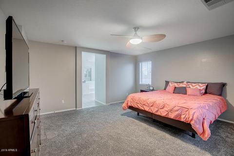 4847 S Summit Ct, Gilbert, AZ 85298 photo 9