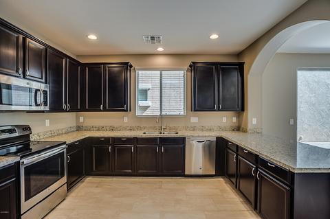3747 E Hans Dr, Gilbert, AZ 85296 photo 2