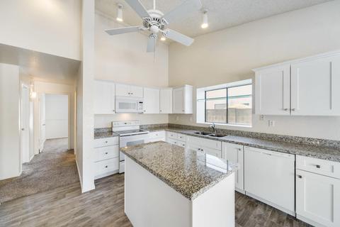 1346 E Brentrup Dr, Tempe, AZ 85283 photo 3