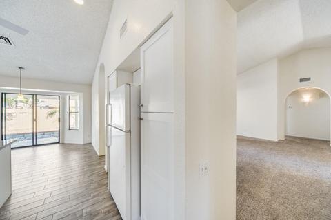 1346 E Brentrup Dr, Tempe, AZ 85283 photo 12