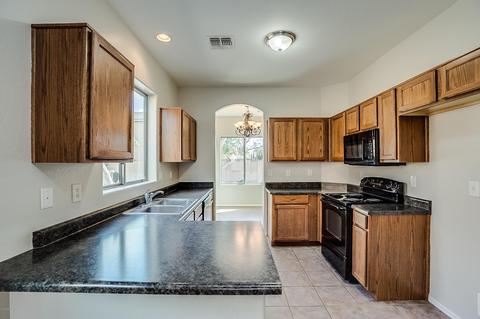 900 W Broadway Ave #16, Apache Junction, AZ 85120 photo 2