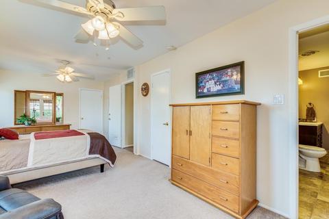 2701 E Turquoise Dr, Phoenix, AZ 85028 photo 6